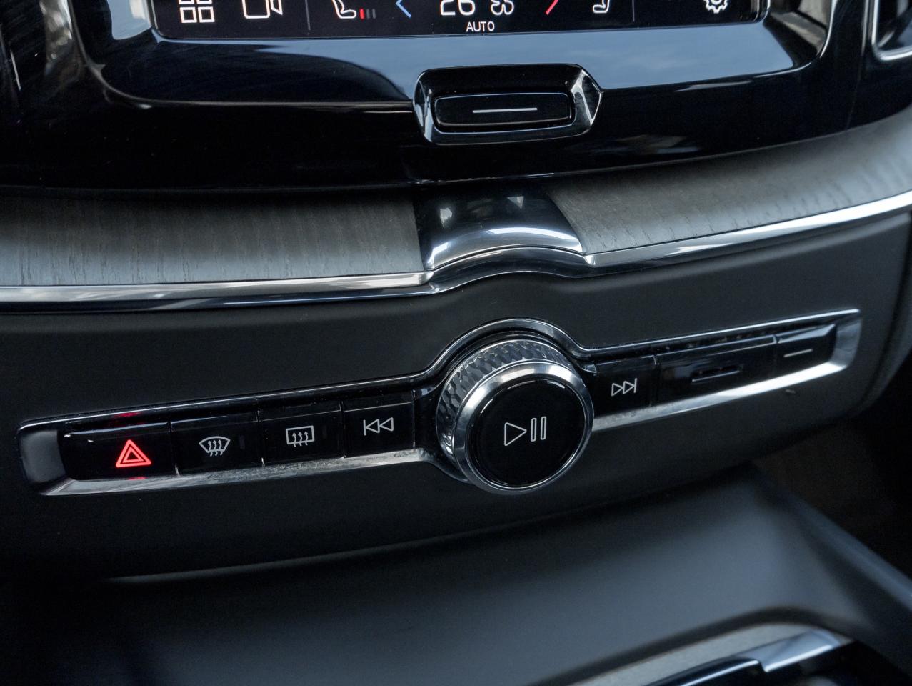 2025 Volvo XC60 B5 AWD Plus Dark Theme  NEARLY NEW  VOLVO CPO Photo