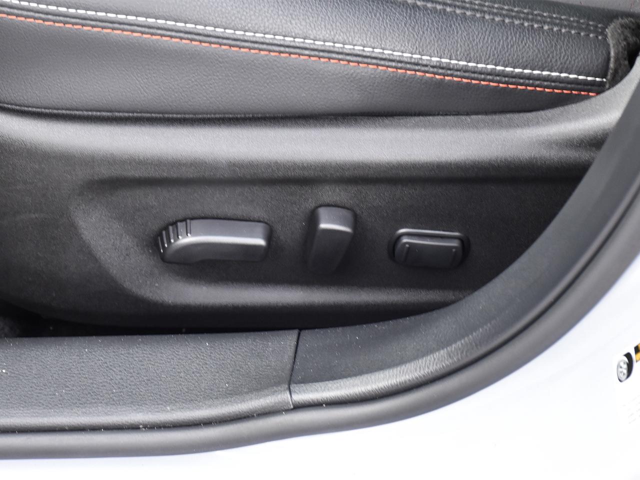 2025 Nissan Altima SR  PREMIUM PACKAGE, SUNROOF, AWD!! Photo