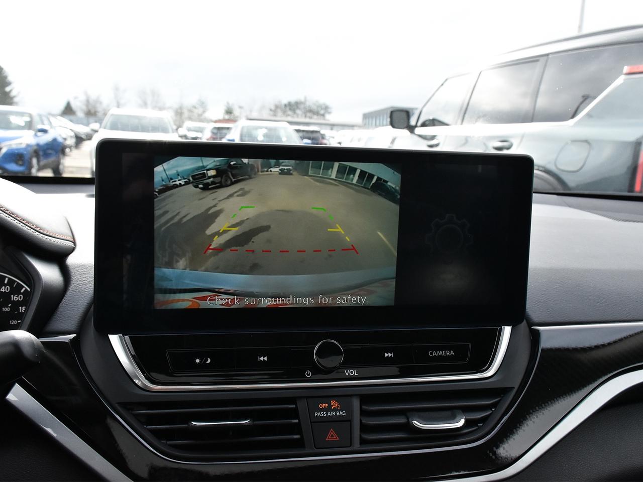 2025 Nissan Altima SR  PREMIUM PACKAGE, SUNROOF, AWD!! Photo