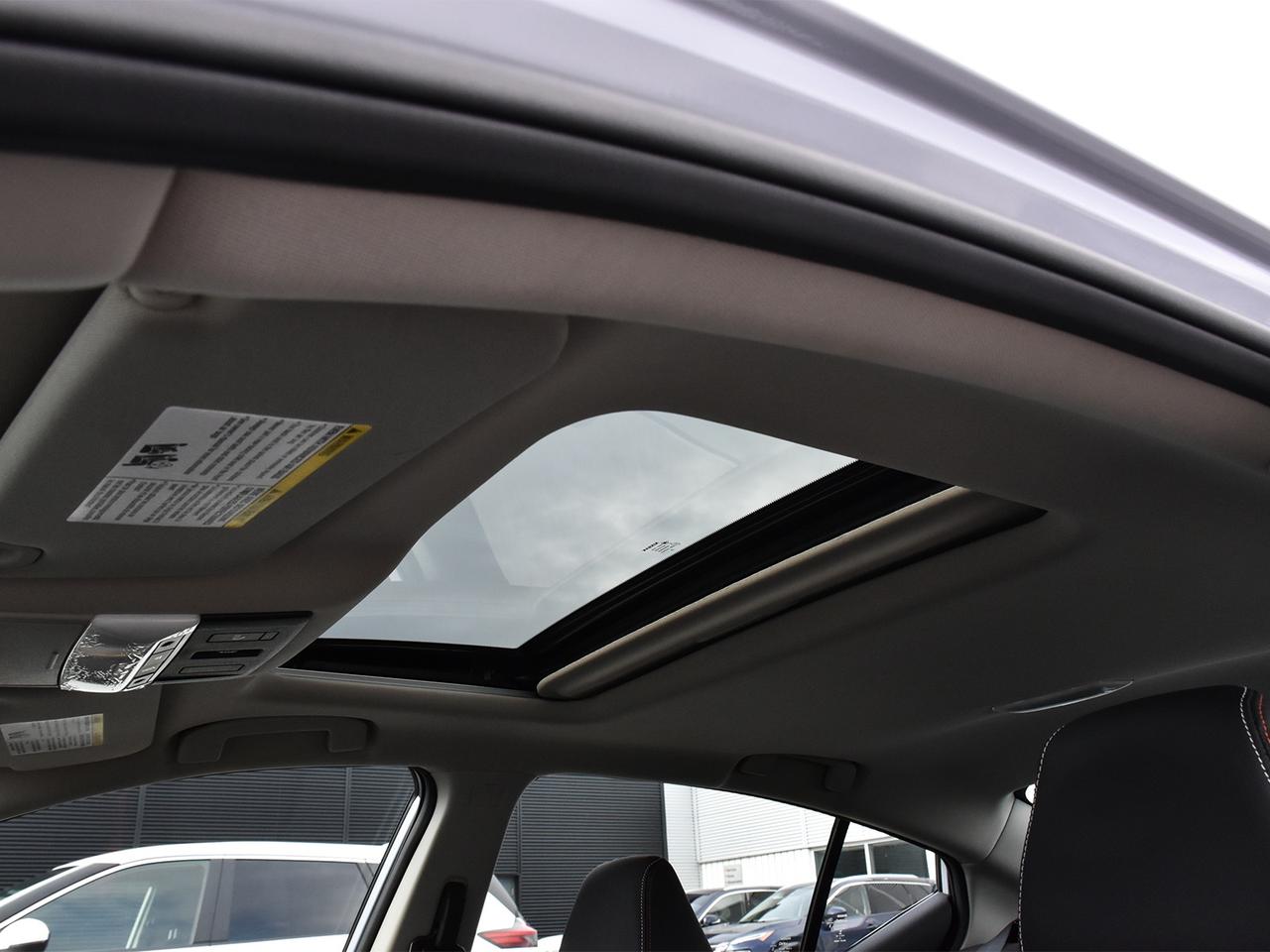 2025 Nissan Altima SR  PREMIUM PACKAGE, SUNROOF, AWD!! Photo