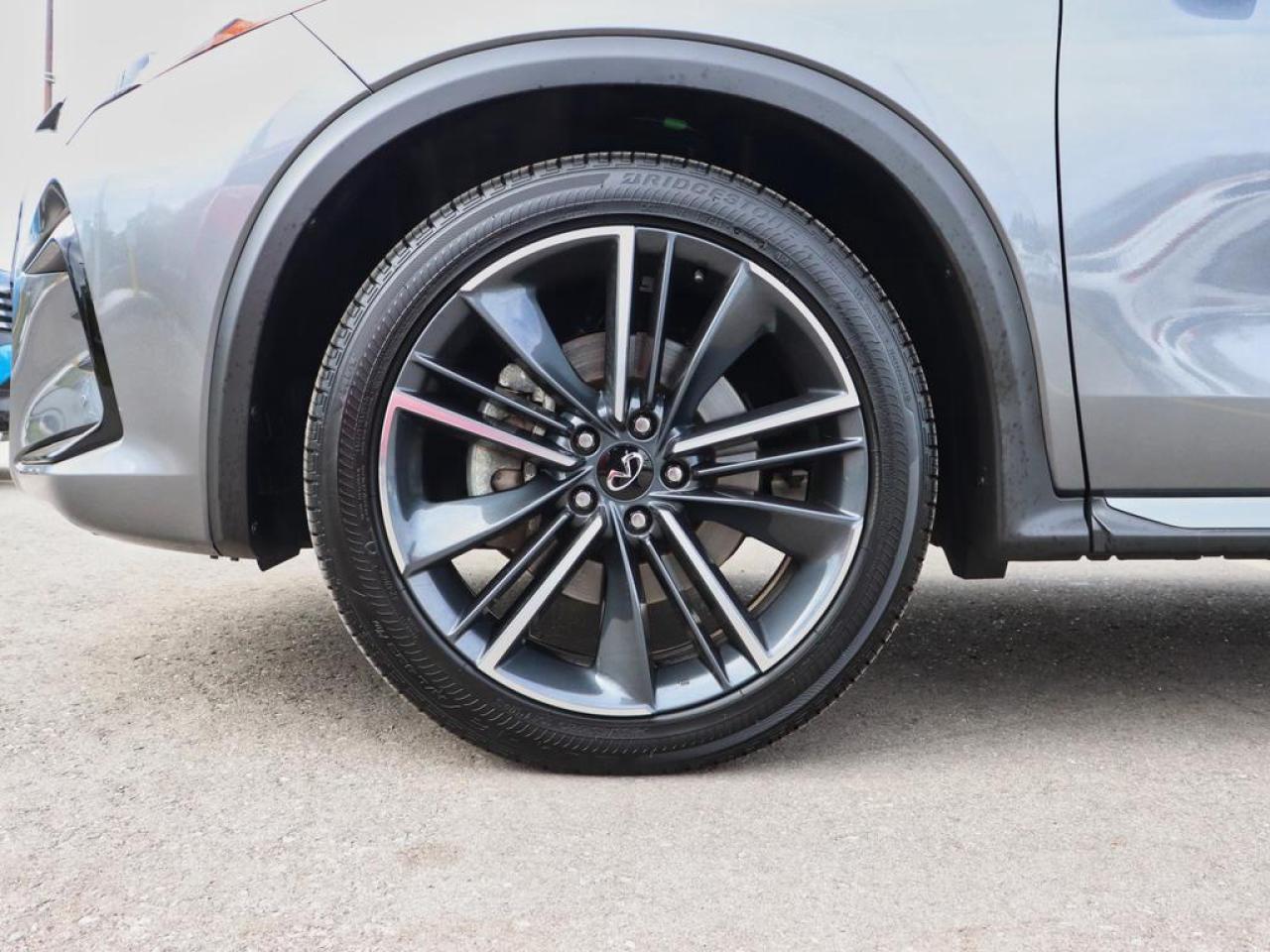 2025 Infiniti QX50 SPORT  2 TONE BLACK AND RED LEATHER! Photo