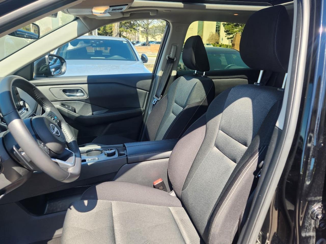 2024 Nissan Rogue AWD SV MOONROOF, ADAPTIVE CRUISE. CARPLAY Photo4