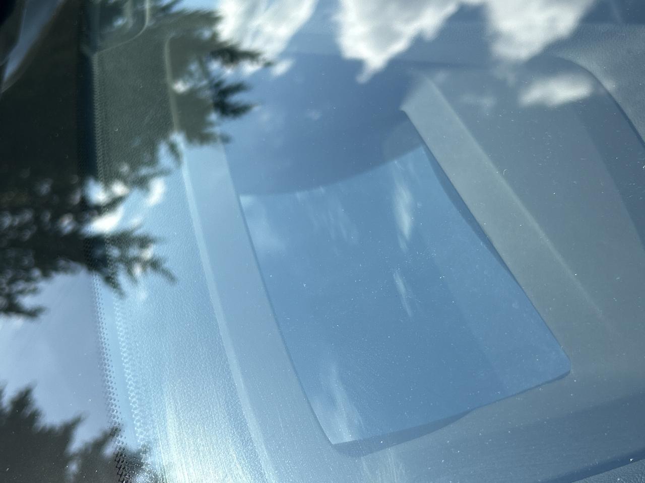 2025 BMW X4 HEADS UP DISPLAY,PANOROOF,CARPLAY,AMBIENT LIGHTING Photo