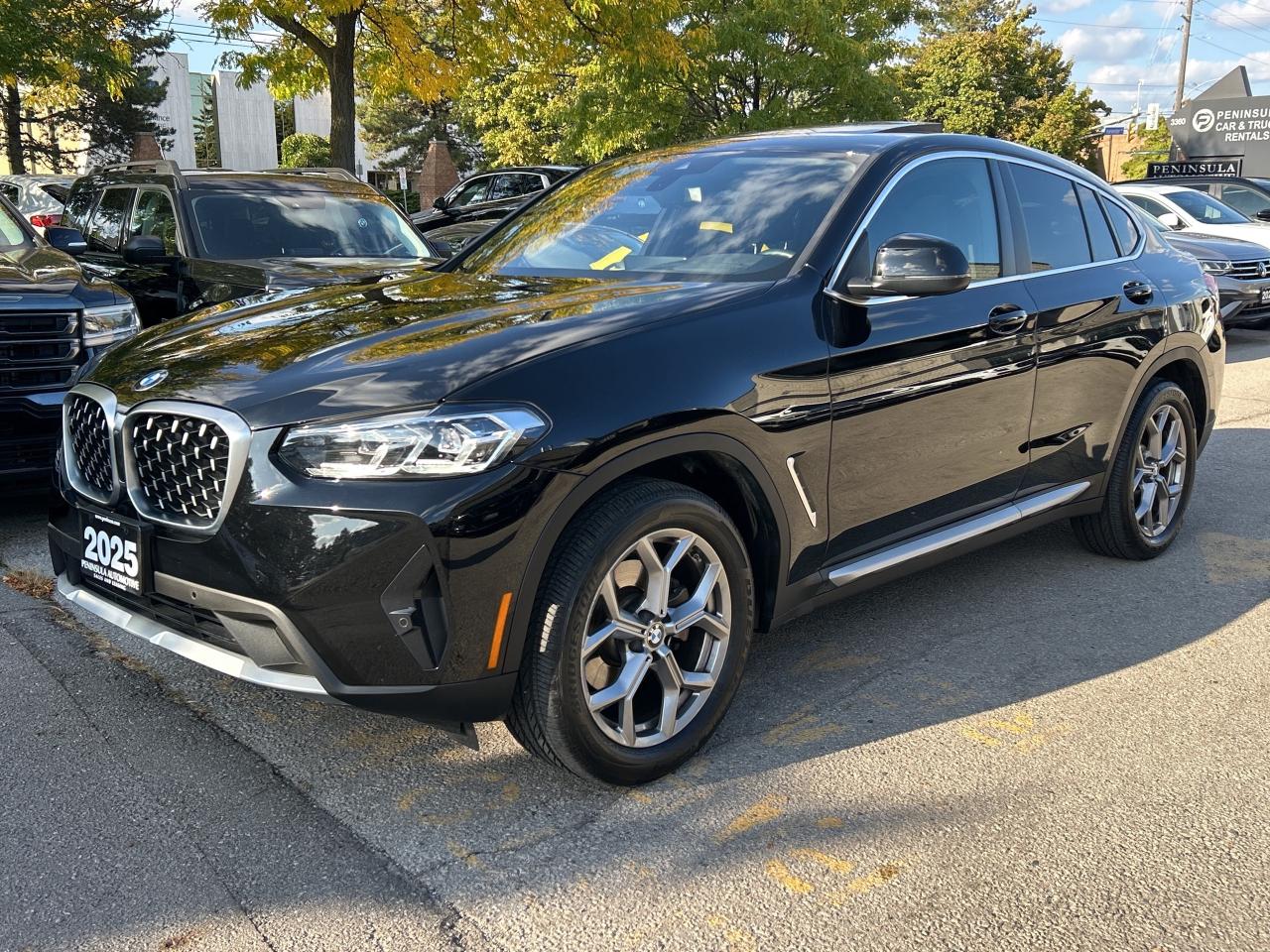 2025 BMW X4 HEADS UP DISPLAY,PANOROOF,CARPLAY,AMBIENT LIGHTING Photo