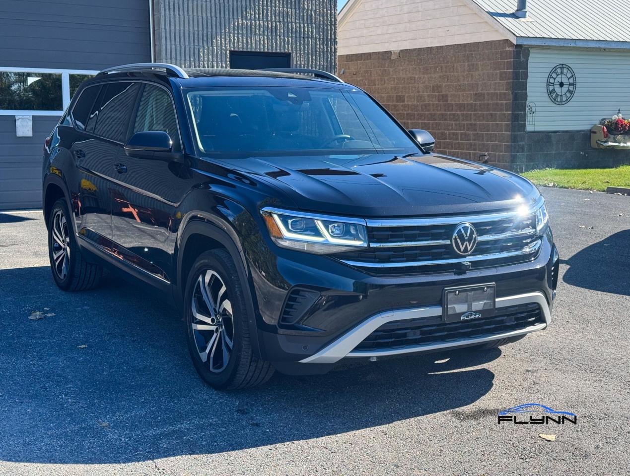 2021 Volkswagen Atlas V6 EXECLINE 4MOTION One Owner Photo