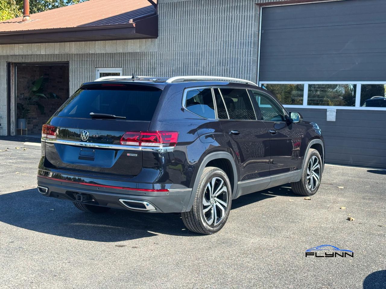 2021 Volkswagen Atlas V6 EXECLINE 4MOTION One Owner Photo