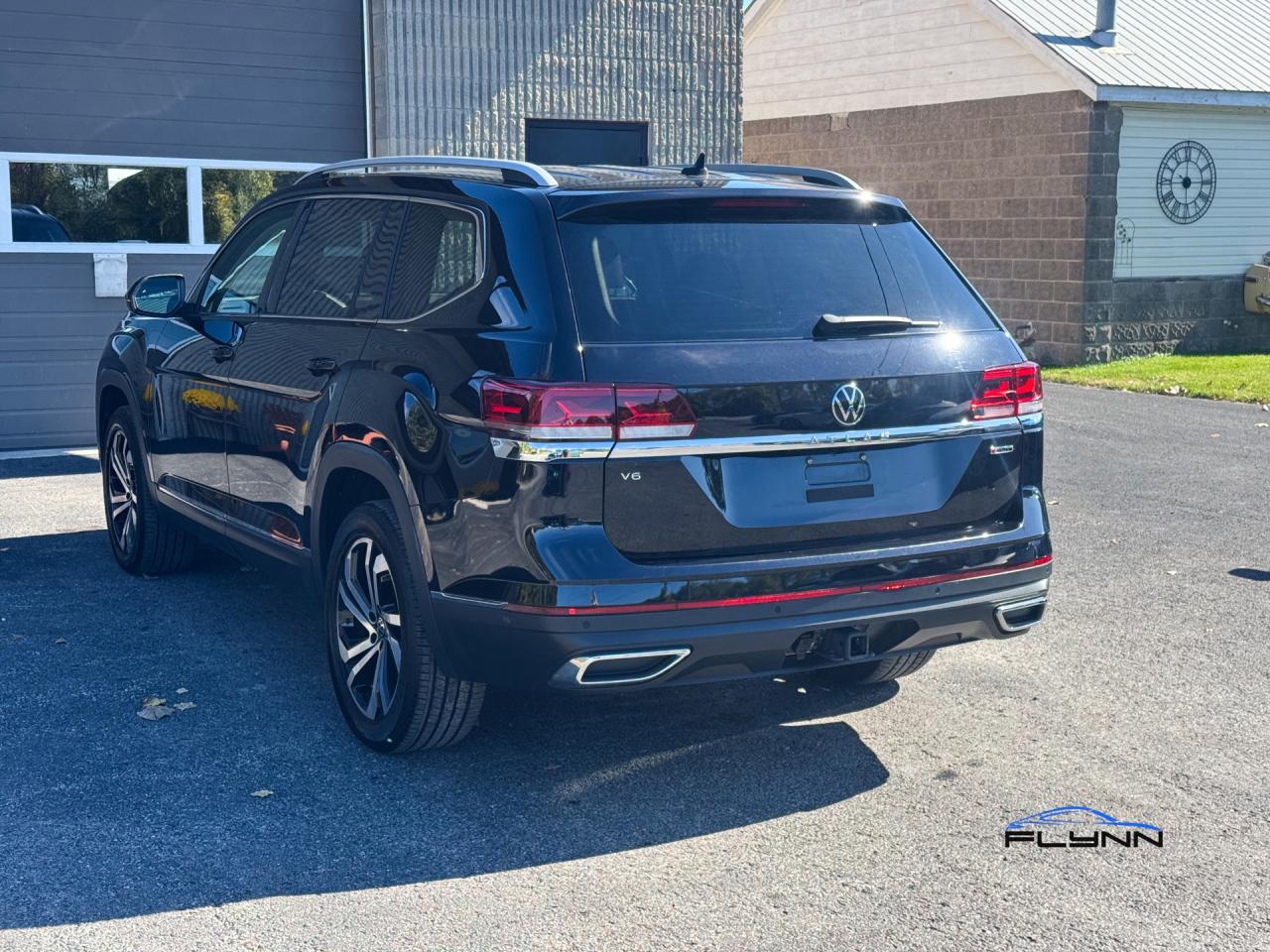 2021 Volkswagen Atlas V6 EXECLINE 4MOTION One Owner Photo