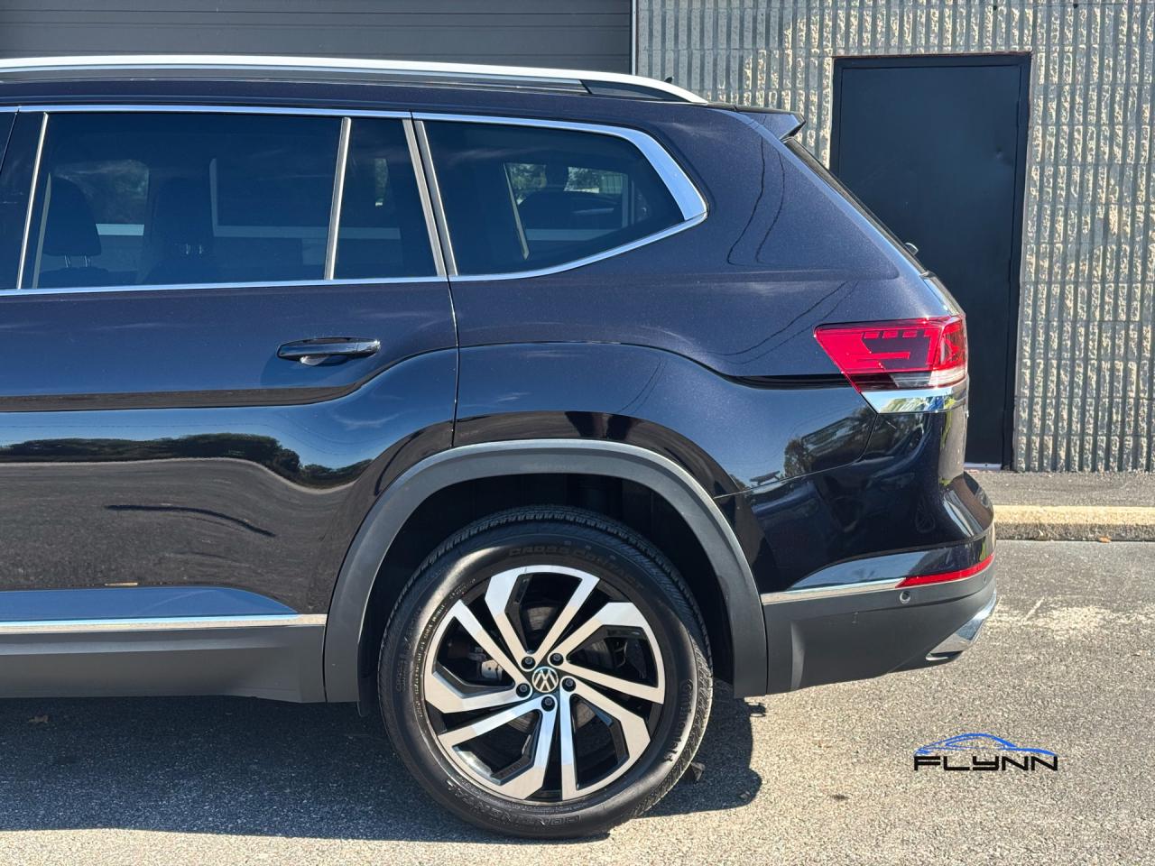 2021 Volkswagen Atlas V6 EXECLINE 4MOTION One Owner Photo