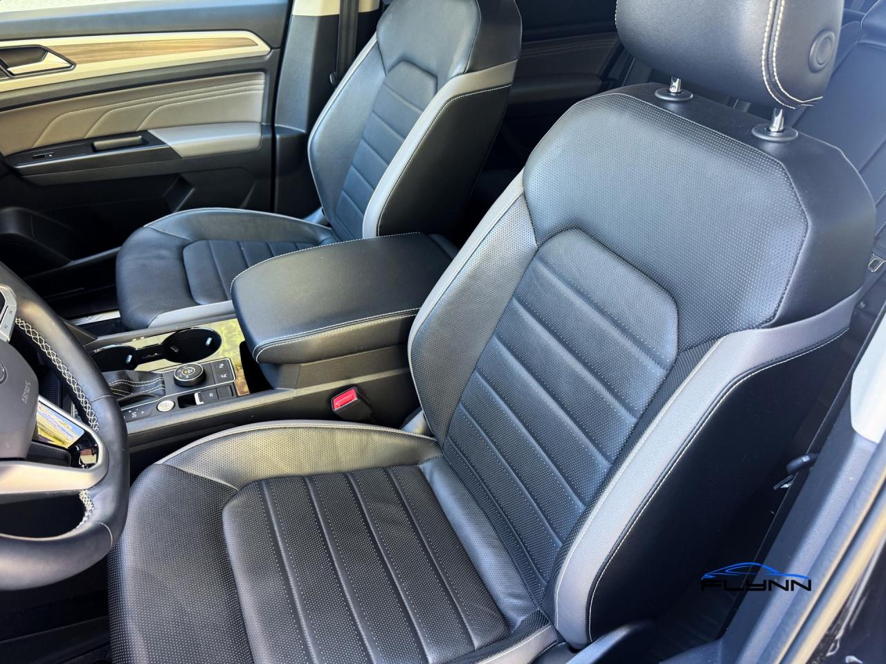 2021 Volkswagen Atlas V6 EXECLINE 4MOTION One Owner Photo