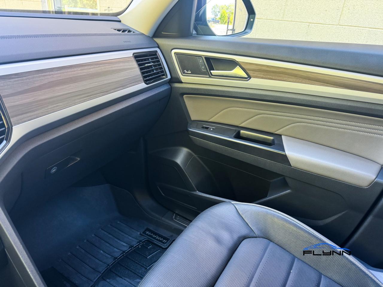 2021 Volkswagen Atlas V6 EXECLINE 4MOTION One Owner Photo