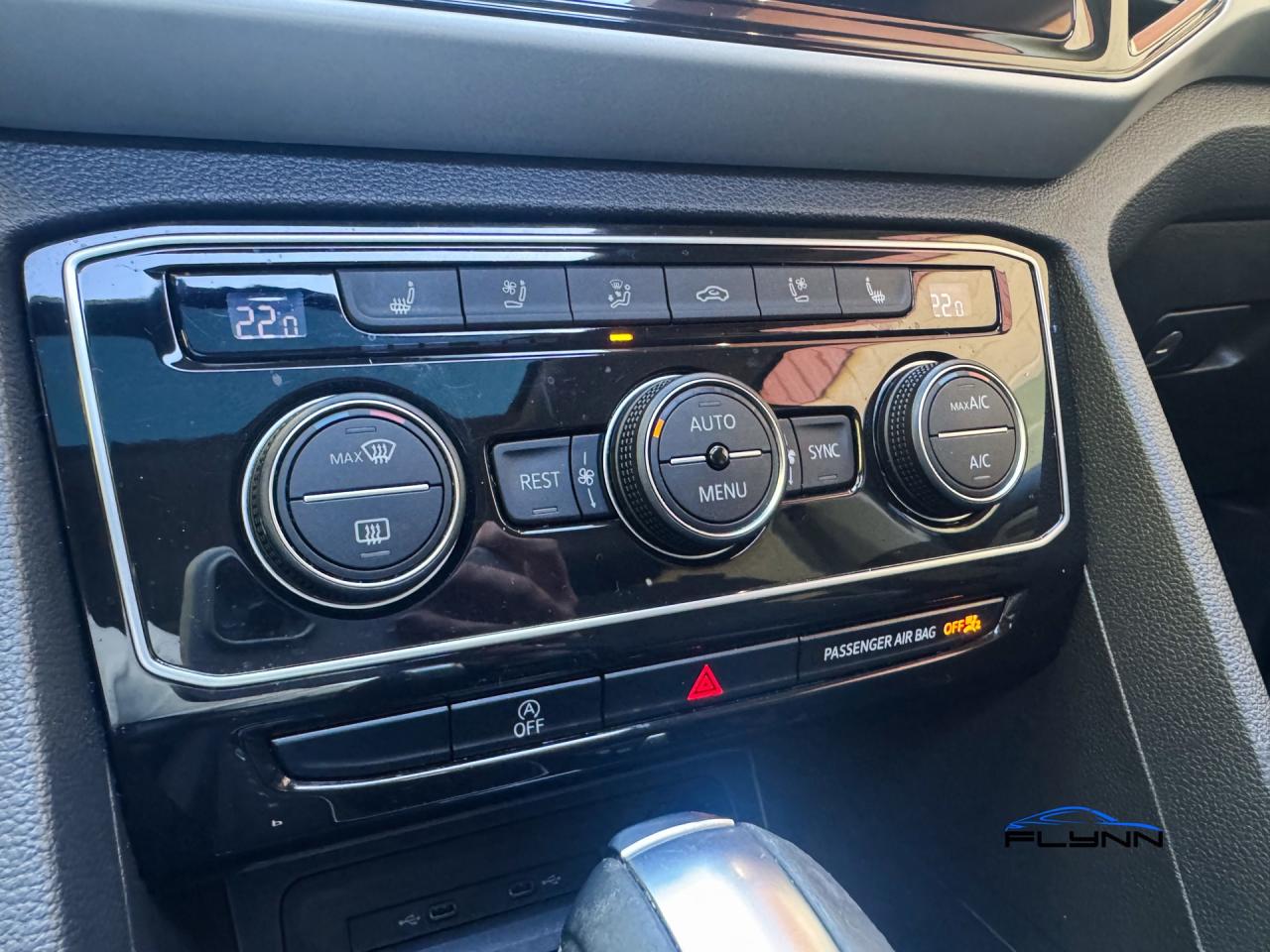 2021 Volkswagen Atlas V6 EXECLINE 4MOTION One Owner Photo