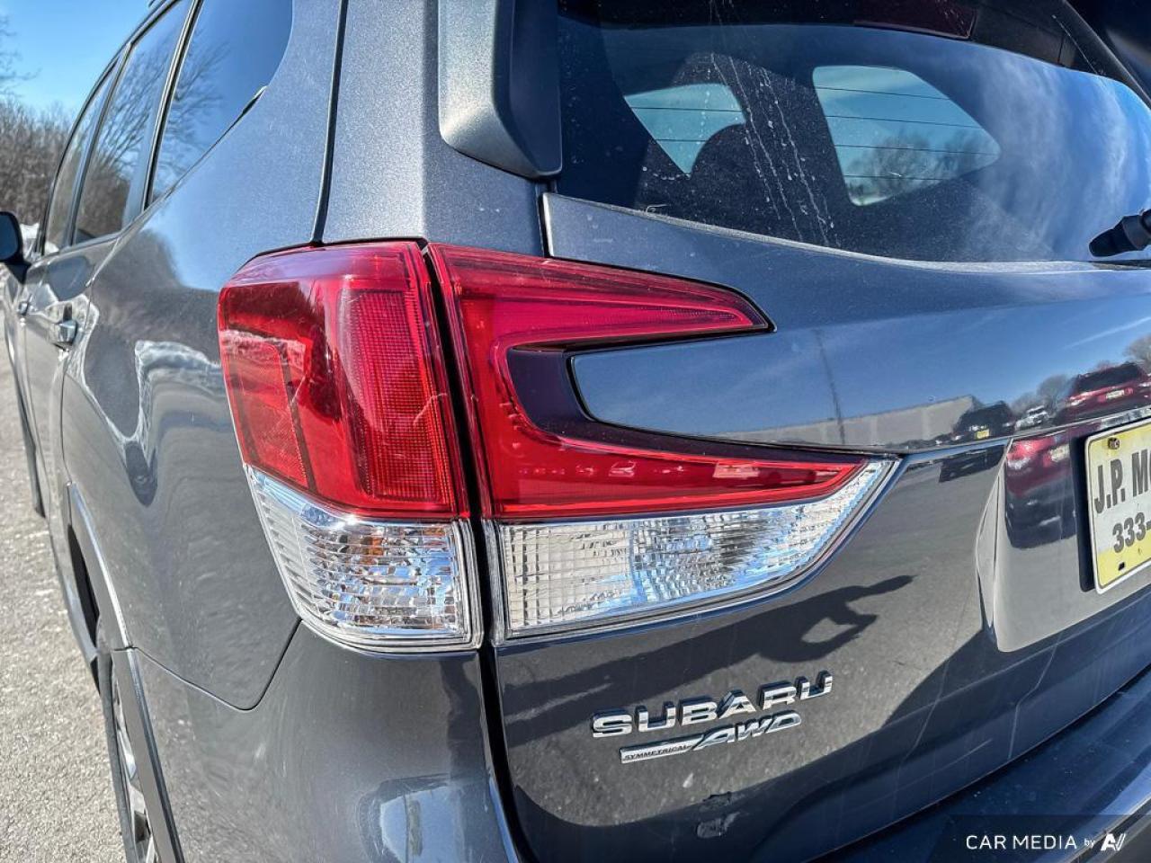 2022 Subaru Forester Touring BACKUP CAM   BT   HTD SEATS   KEYLESS ENTR Photo