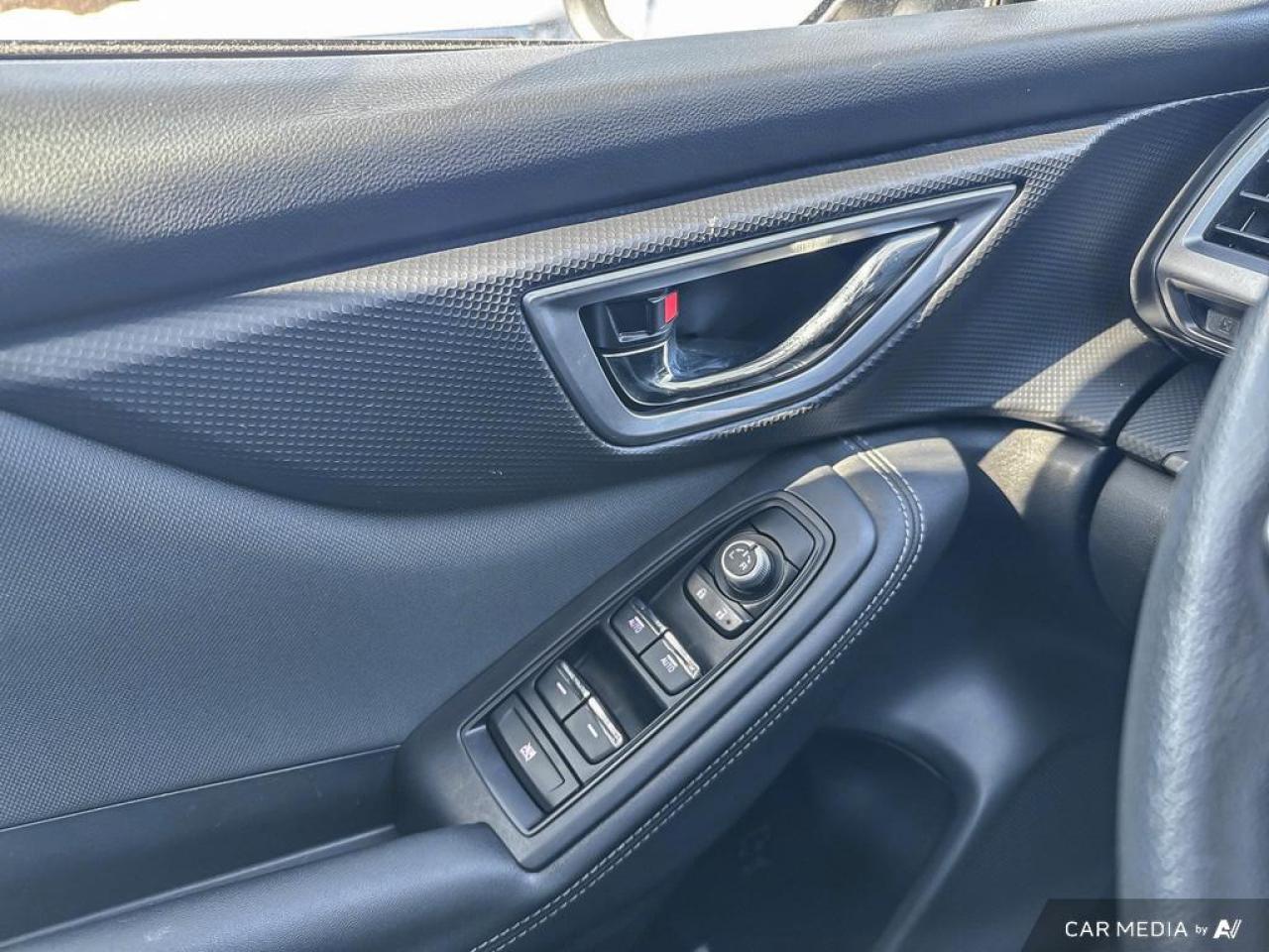 2022 Subaru Forester Touring BACKUP CAM   BT   HTD SEATS   KEYLESS ENTR Photo