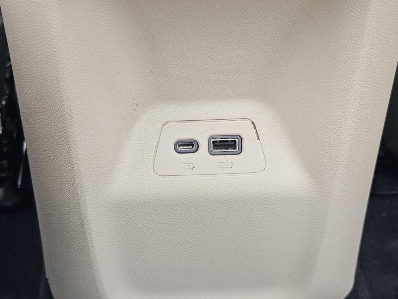 2022 Buick Envision Essence All-Wheel Drive Automatic Photo