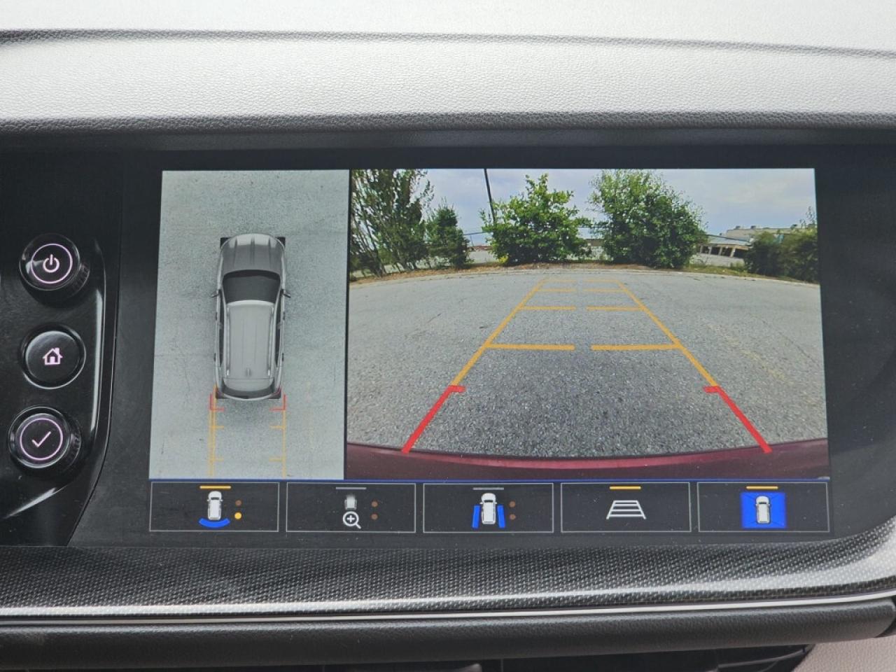 2022 Buick Envision Essence All-Wheel Drive Automatic Photo