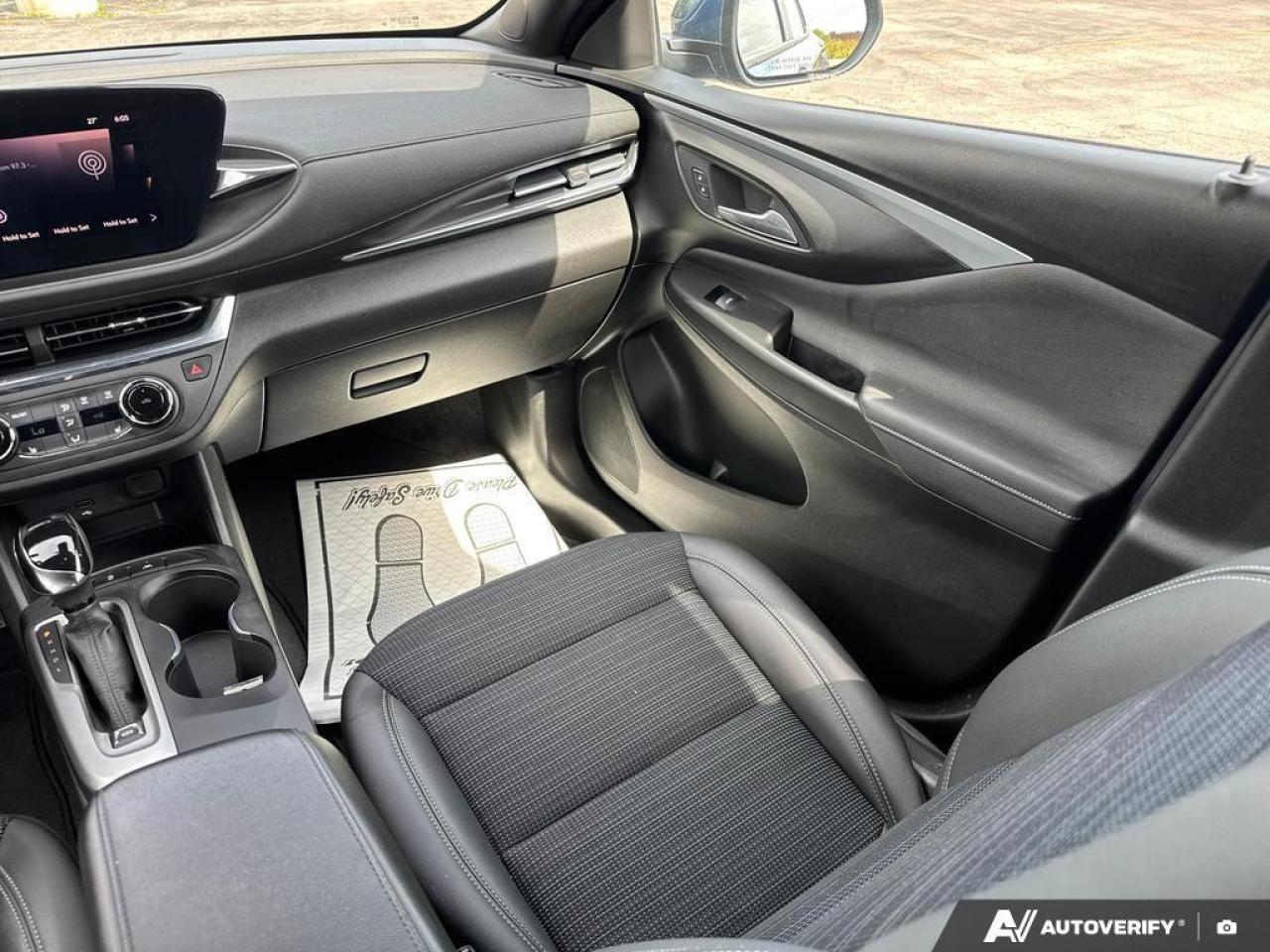 2024 Buick Envista Preferred BACKUP CAM   BLUETOOTH   HTD SEATS   KEY Photo