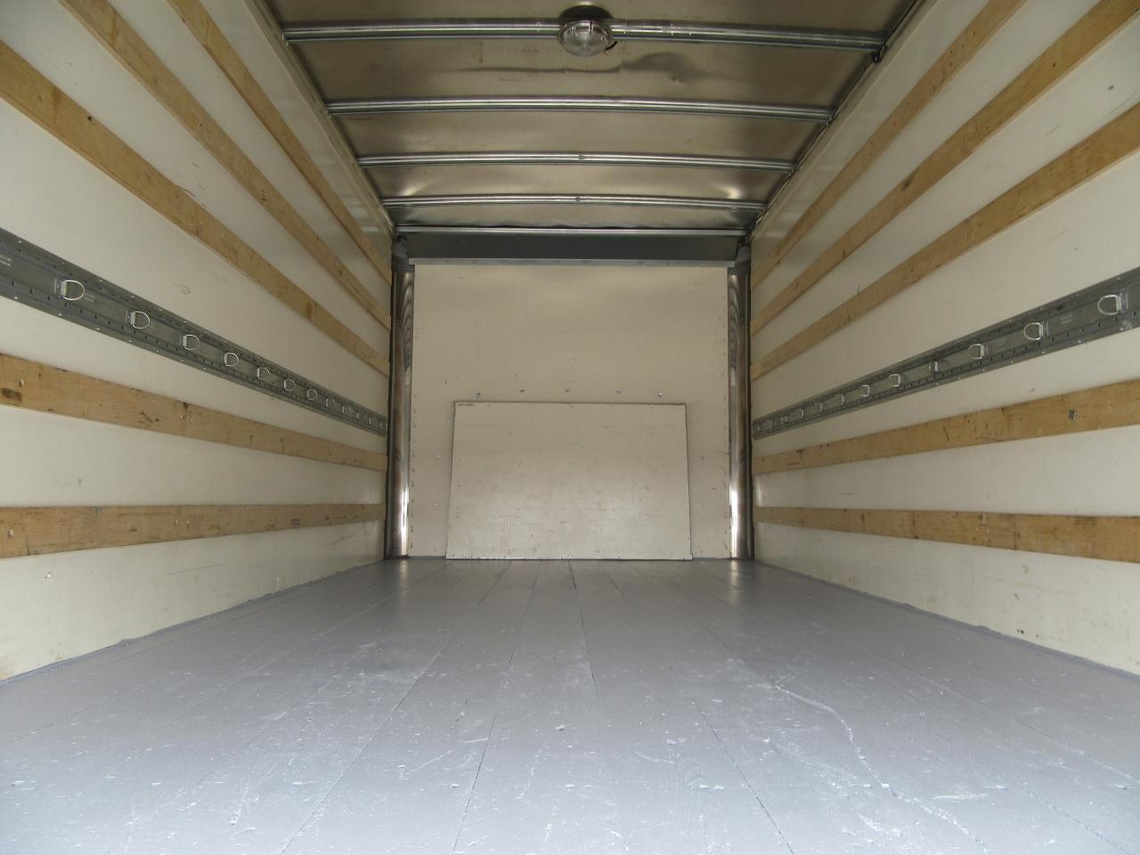 2022 Ford E-450 18FT HIGH BOX CUBE VAN POWER LIFTGATE WITH RAMP Photo