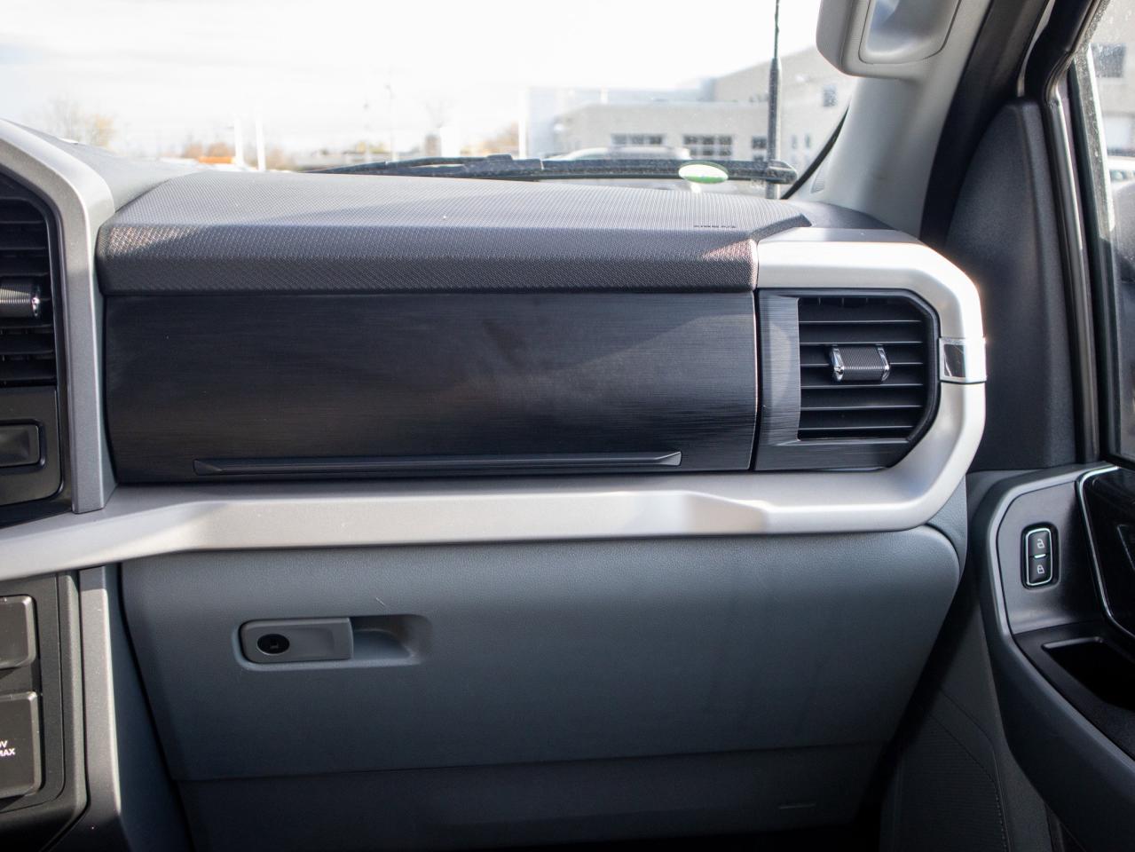 2022 Ford F-150 - 400 HP, Tows Up To 14,000 LBS Photo