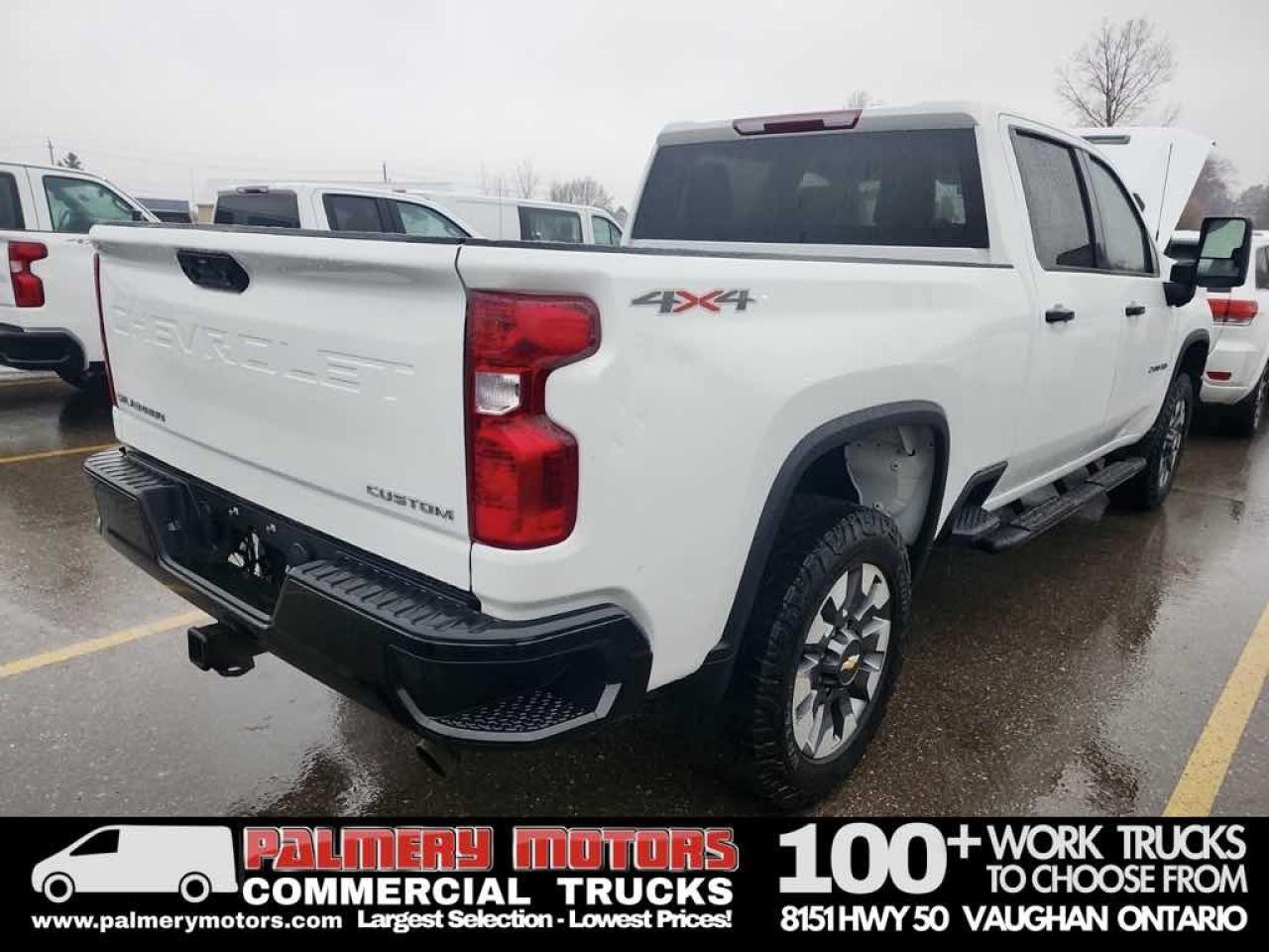 2022 Chevrolet Silverado 2500 2500HD CUSTOM Crew Cab 4x4 159WB GAS Photo