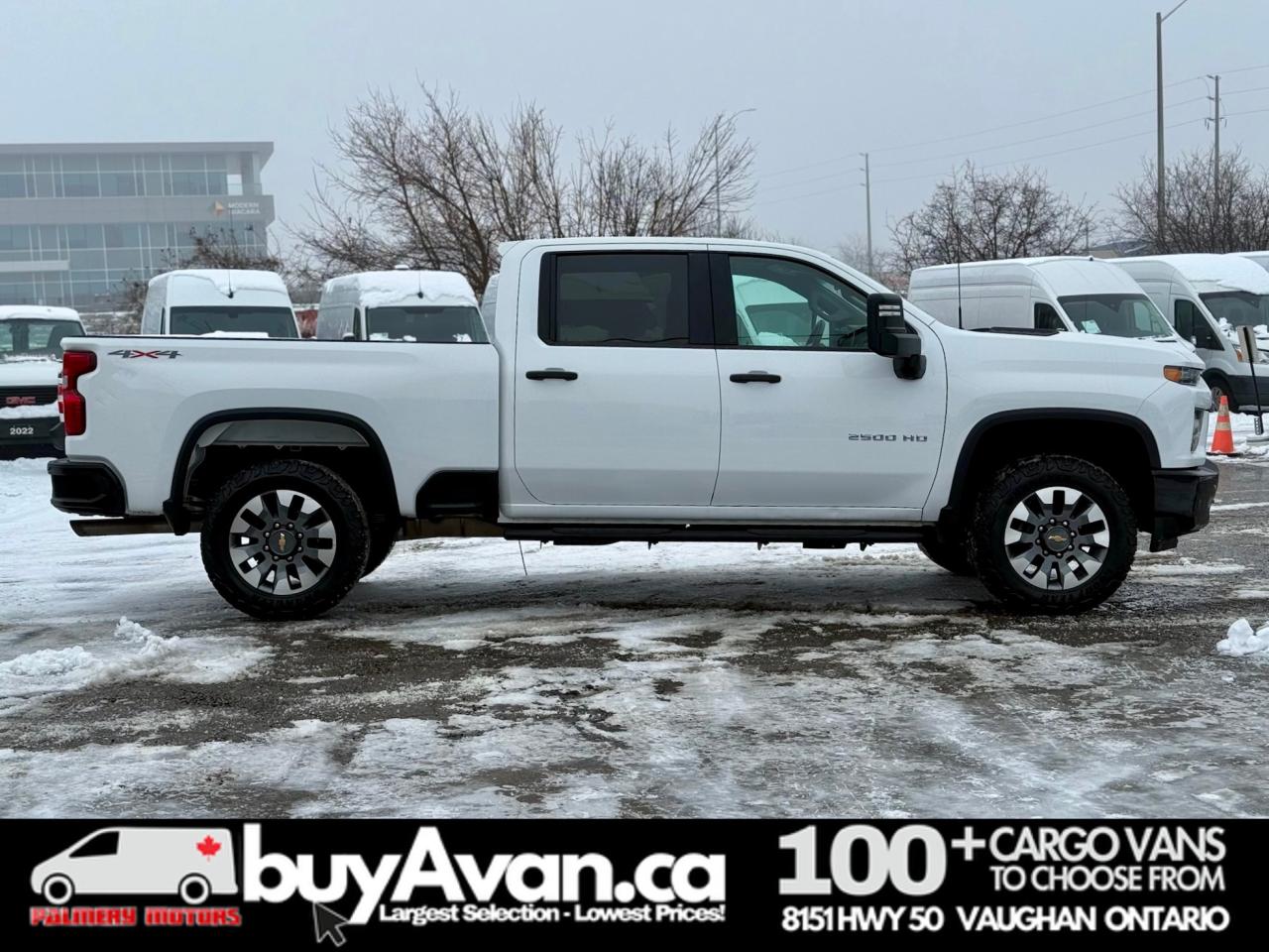 2022 Chevrolet Silverado 2500 2500HD CUSTOM Crew Cab 4x4 159WB GAS Photo