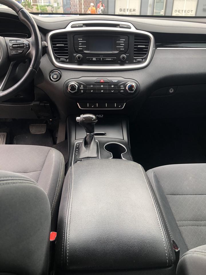 2016 Kia Sorento AWD 4DR 2.0L TURBO EX Photo