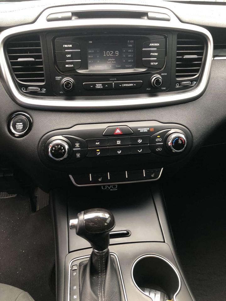 2016 Kia Sorento AWD 4DR 2.0L TURBO EX Photo