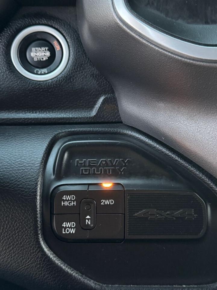 2021 RAM 2500 Big Horn 4x4 Crew Cab 8 ft. box 169 in. WB Automat Photo