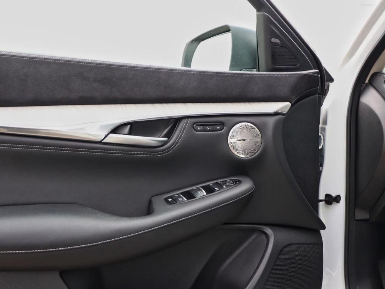 2024 Infiniti QX50 Sensory  - HUD -  Sunroof -  Navigation Photo