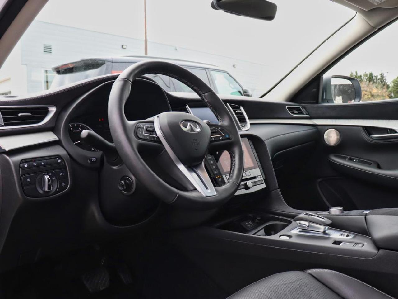 2024 Infiniti QX50 Sensory  - HUD -  Sunroof -  Navigation Photo