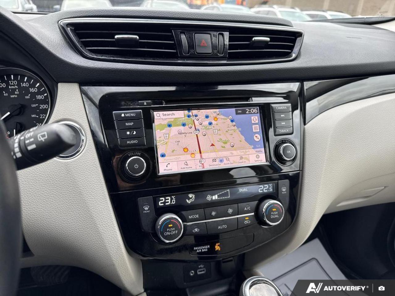 2023 Nissan Qashqai SL BACKUP CAM   BLUETOOTH   HTD SEATS   KEYLESS EN Photo