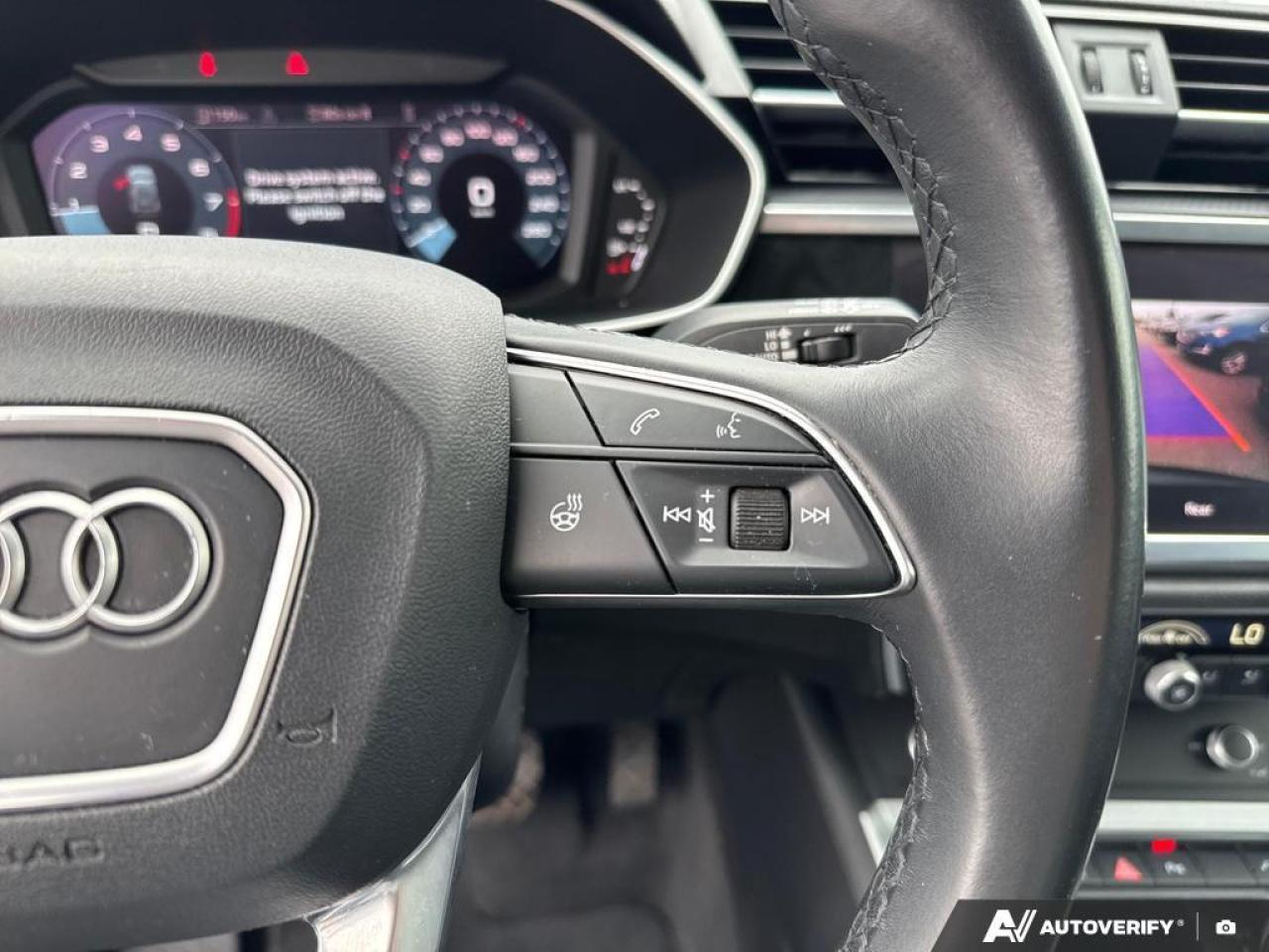 2022 Audi Q3 45 Komfort BACKUP CAM   BLUETOOTH   HTD LTHR SEATS Photo