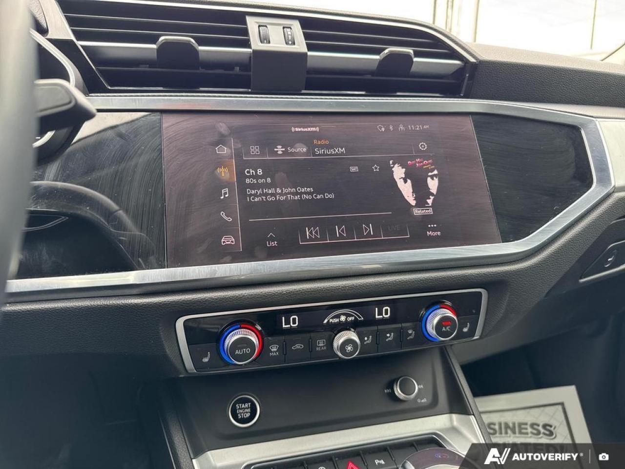 2022 Audi Q3 45 Komfort BACKUP CAM   BLUETOOTH   HTD LTHR SEATS Photo