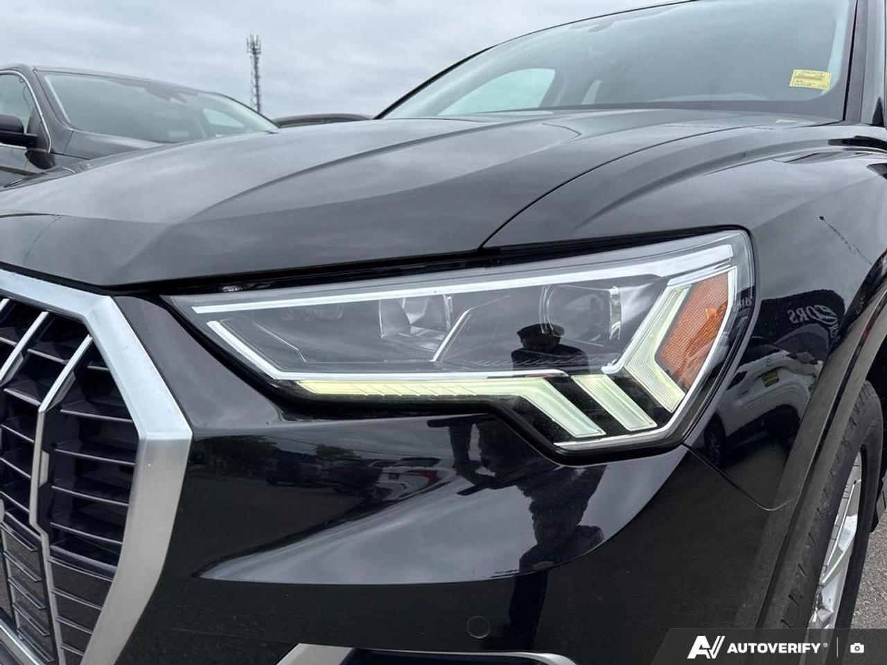 2022 Audi Q3 45 Komfort BACKUP CAM   BLUETOOTH   HTD LTHR SEATS Photo