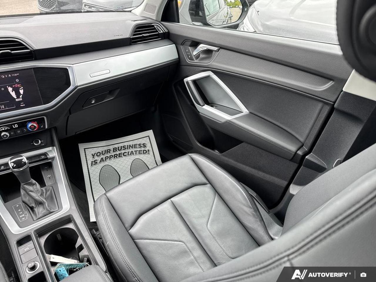 2022 Audi Q3 45 Komfort BACKUP CAM   BLUETOOTH   HTD LTHR SEATS Photo