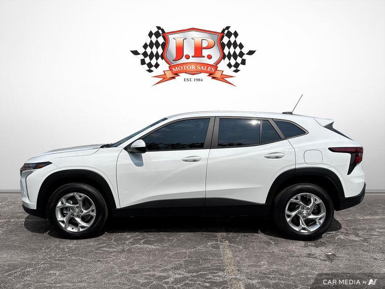 2024 Chevrolet Trax LS BACKUP CAM   BLUETOOTH   HTD SEATS   LANE ASSIS Photo2