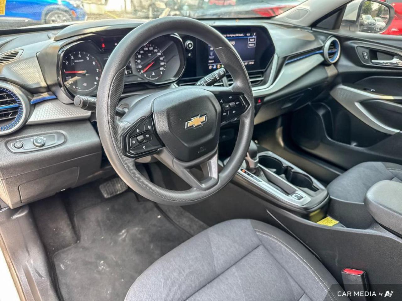 2024 Chevrolet Trax LS BACKUP CAM   BLUETOOTH   HTD SEATS   LANE ASSIS Photo