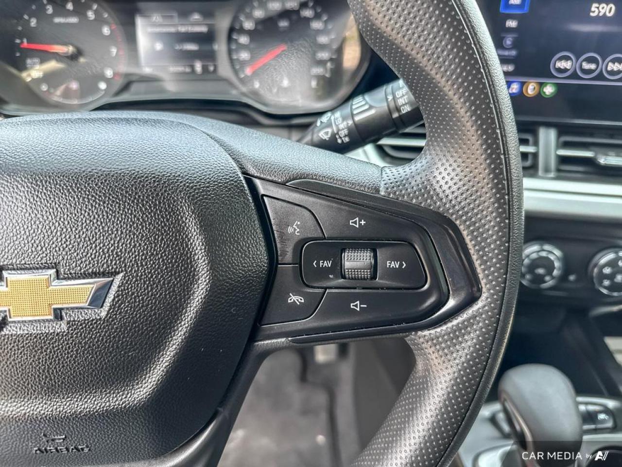 2024 Chevrolet Trax LS BACKUP CAM   BLUETOOTH   HTD SEATS   LANE ASSIS Photo