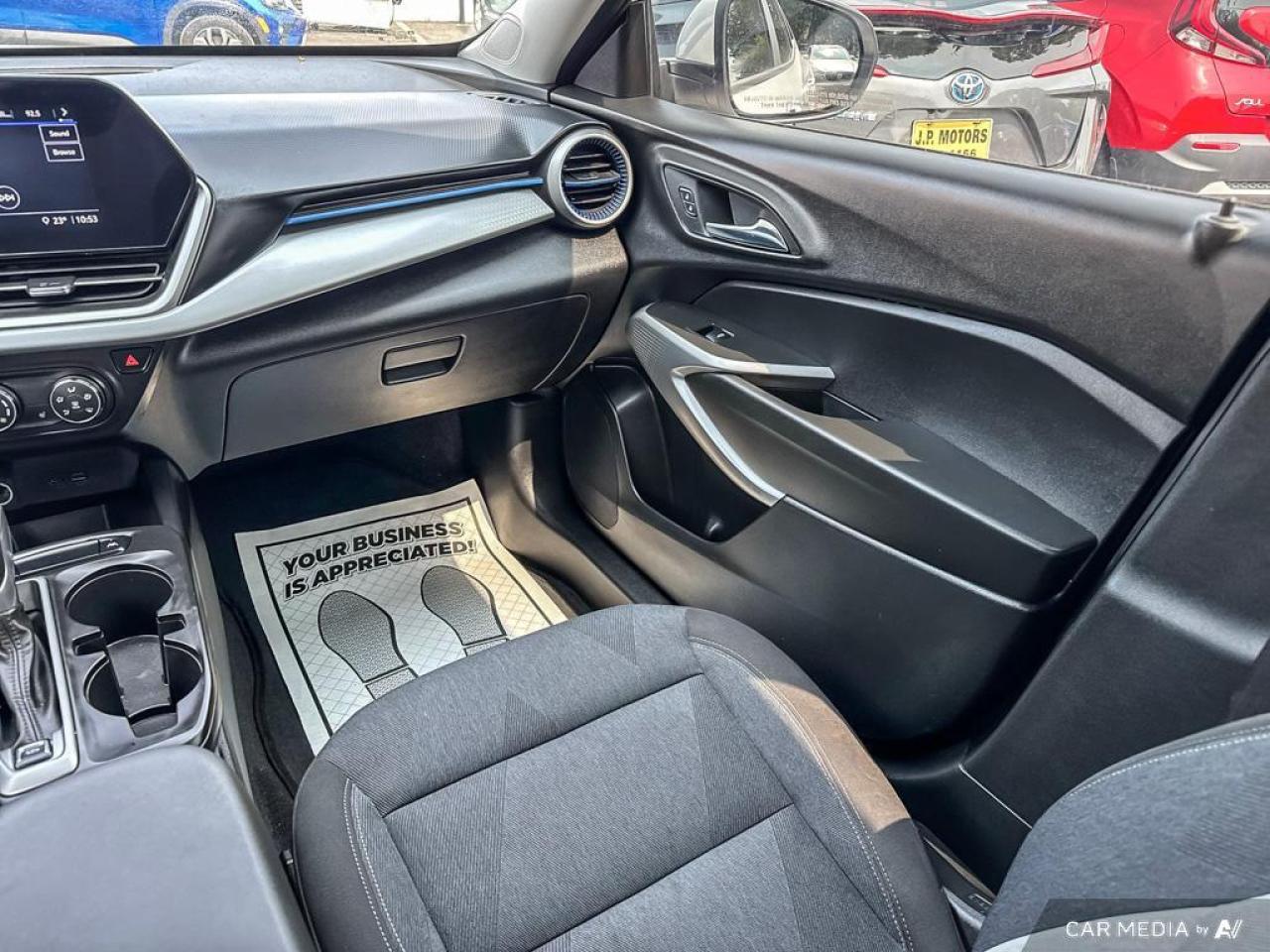 2024 Chevrolet Trax LS BACKUP CAM   BLUETOOTH   HTD SEATS   LANE ASSIS Photo