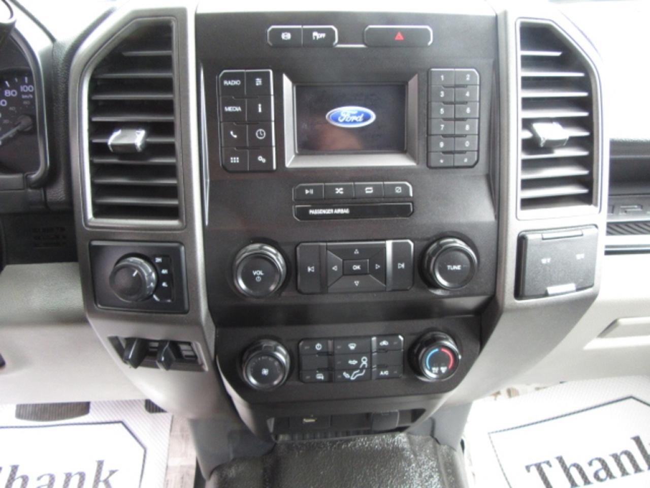 2022 Ford Super Duty F-550 DIESEL CREW CAB 4X4 WITH 12FT STEEL DUMP BOX Photo