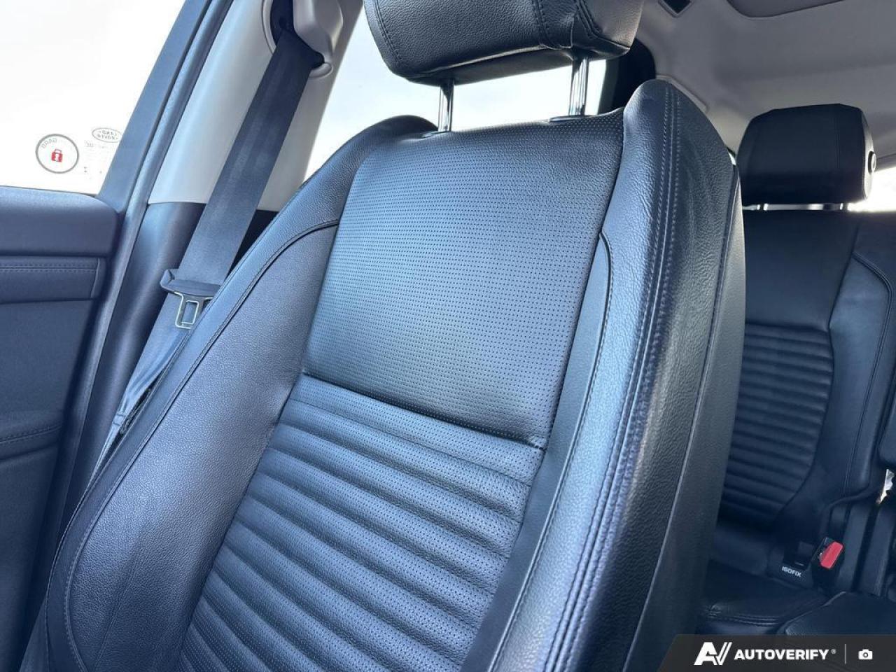 2020 Land Rover Discovery Sport SE BACKUP CAM   BLUETOOTH   HTD SEATS   KEYLESS EN Photo