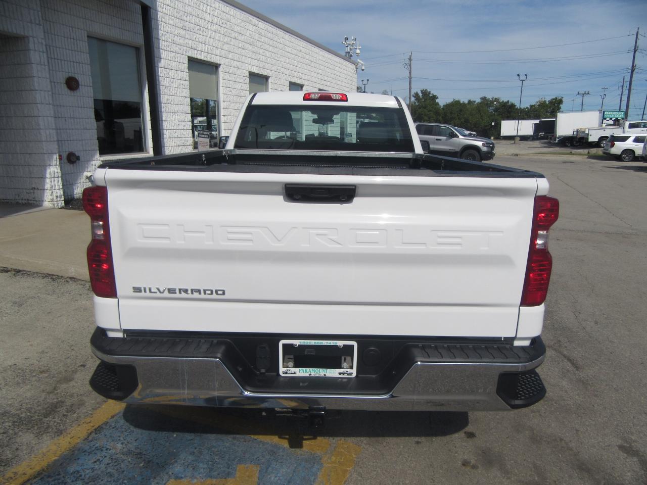 2024 Chevrolet 1500 SILVERADO REGULAR CAB 8FT PICK UP LONG BOX Photo3