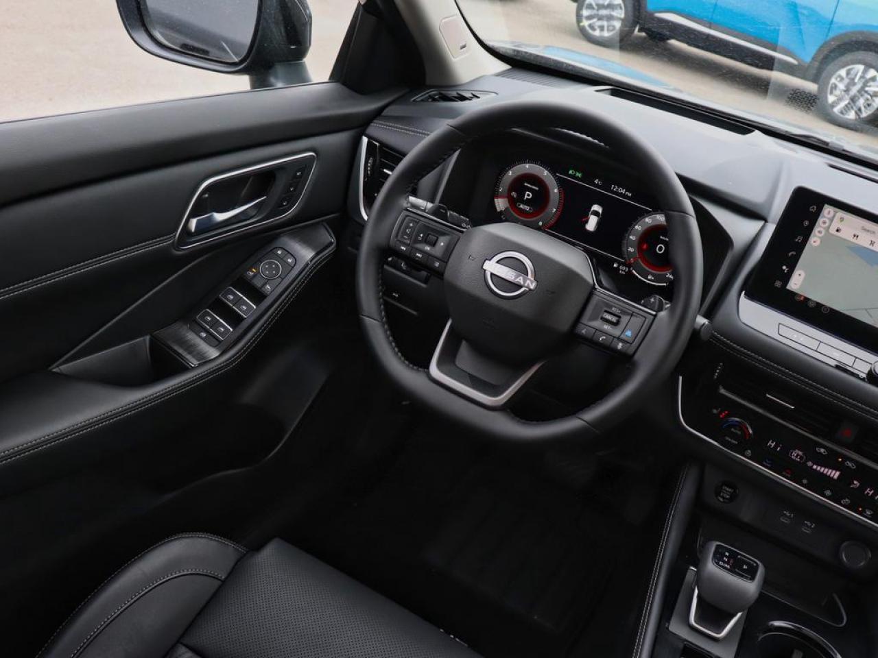 2025 Nissan Rogue Platinum  360CAM , LEATHER, HUD, BOSE Photo