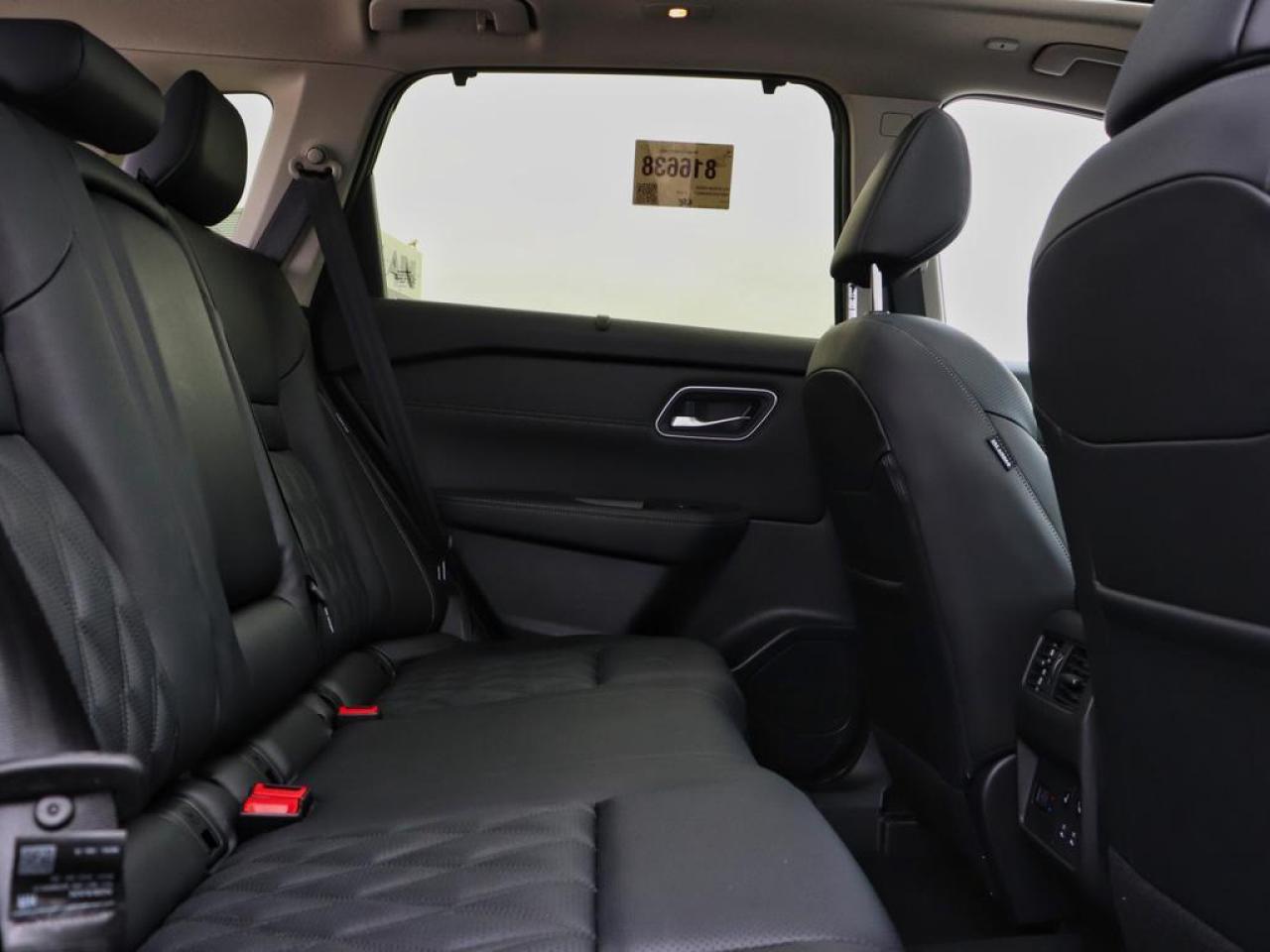 2025 Nissan Rogue Platinum  360CAM , LEATHER, HUD, BOSE Photo