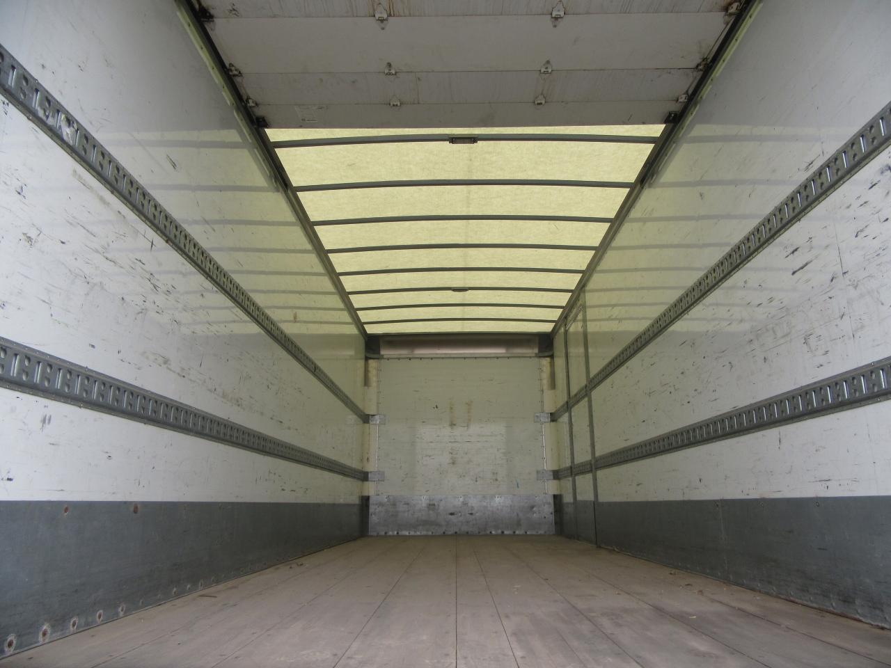 2019 Freightliner M2-106 DIESEL 26FT BOX POWER LIFTGATE & RAMP Photo