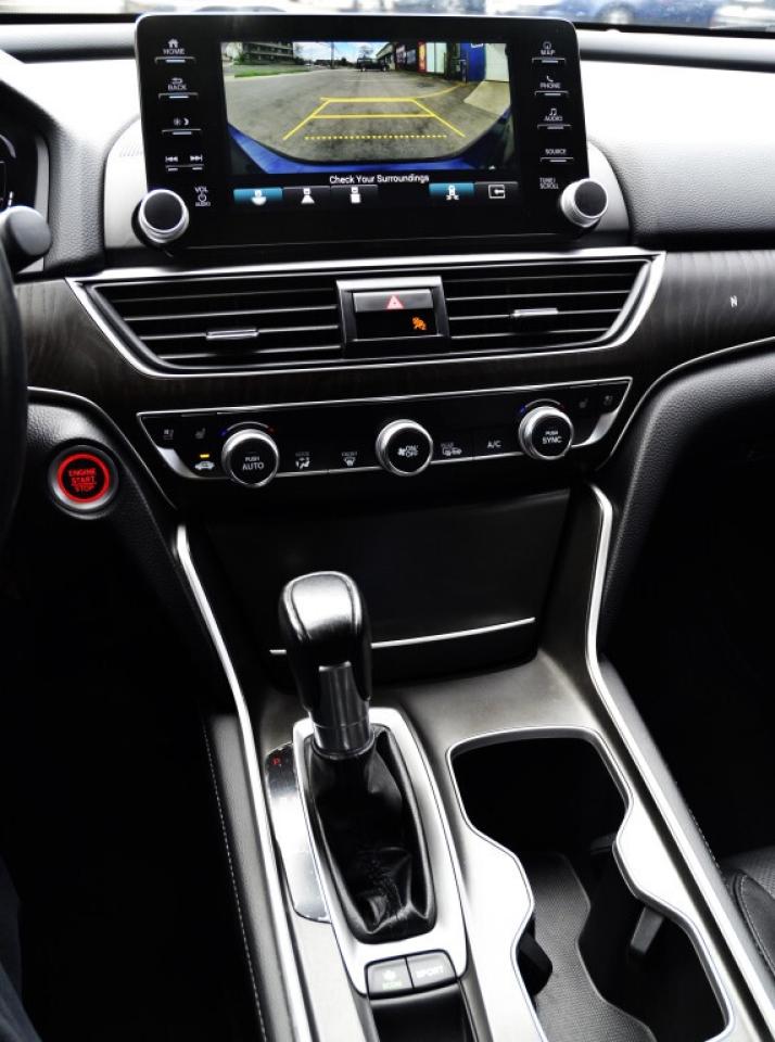 2020 Honda Accord Sedan Touring CVT Photo