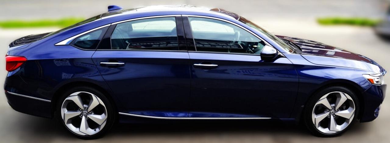 2020 Honda Accord Sedan Touring CVT Photo