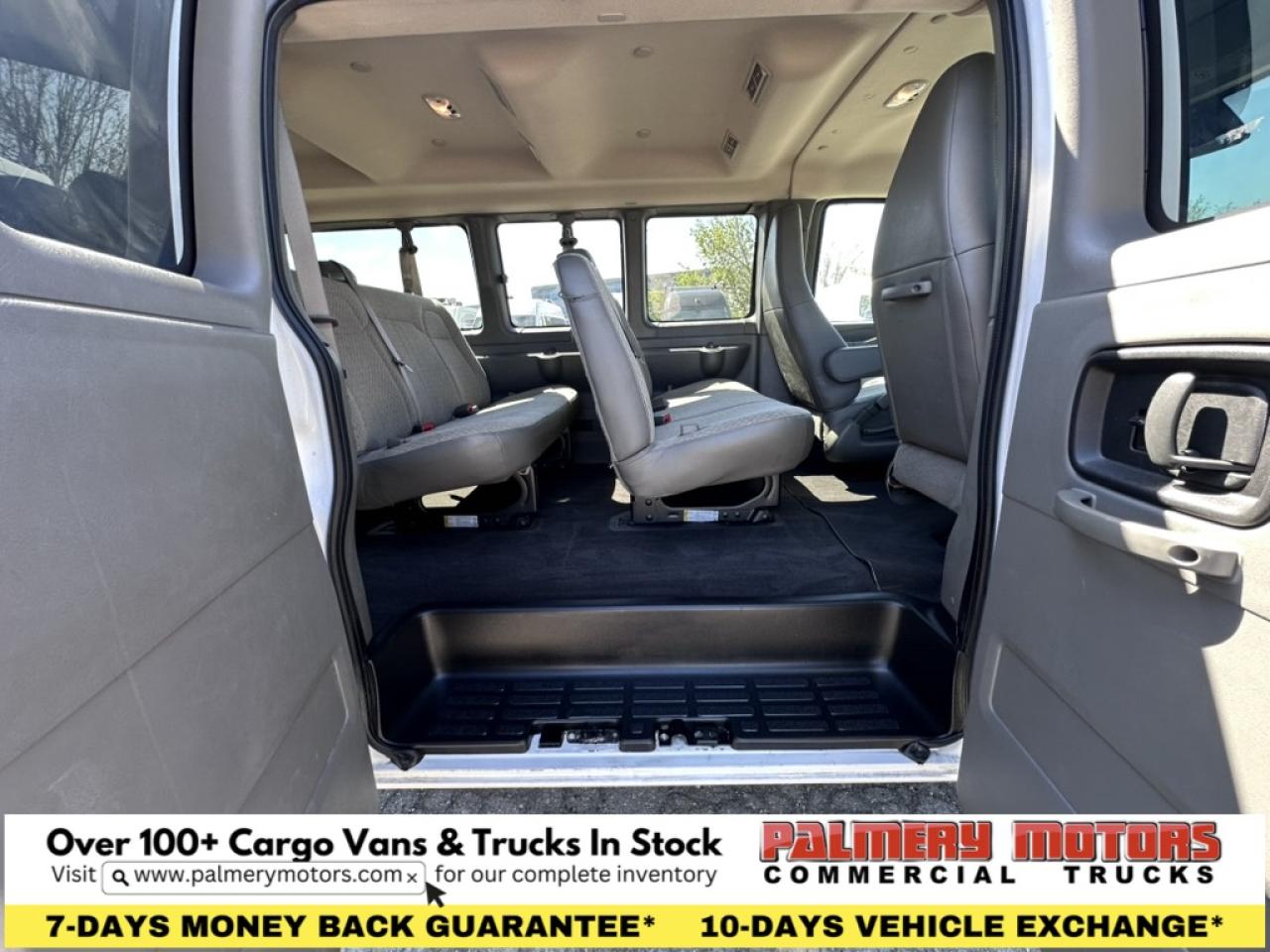 2024 Chevrolet Express 3500 15 Passenger Van LT Photo