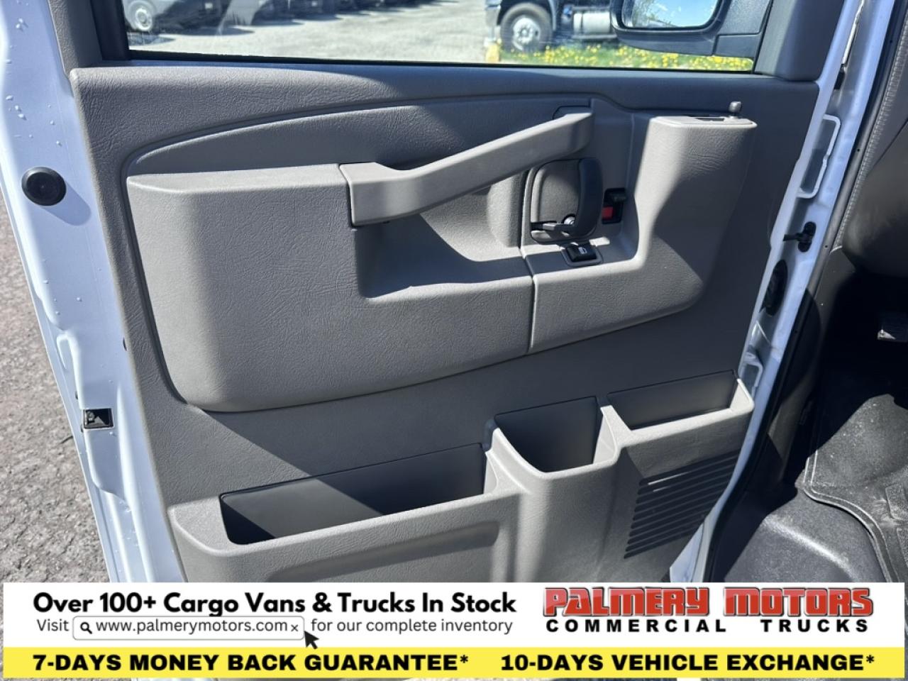 2024 Chevrolet Express 3500 15 Passenger Van LT Photo