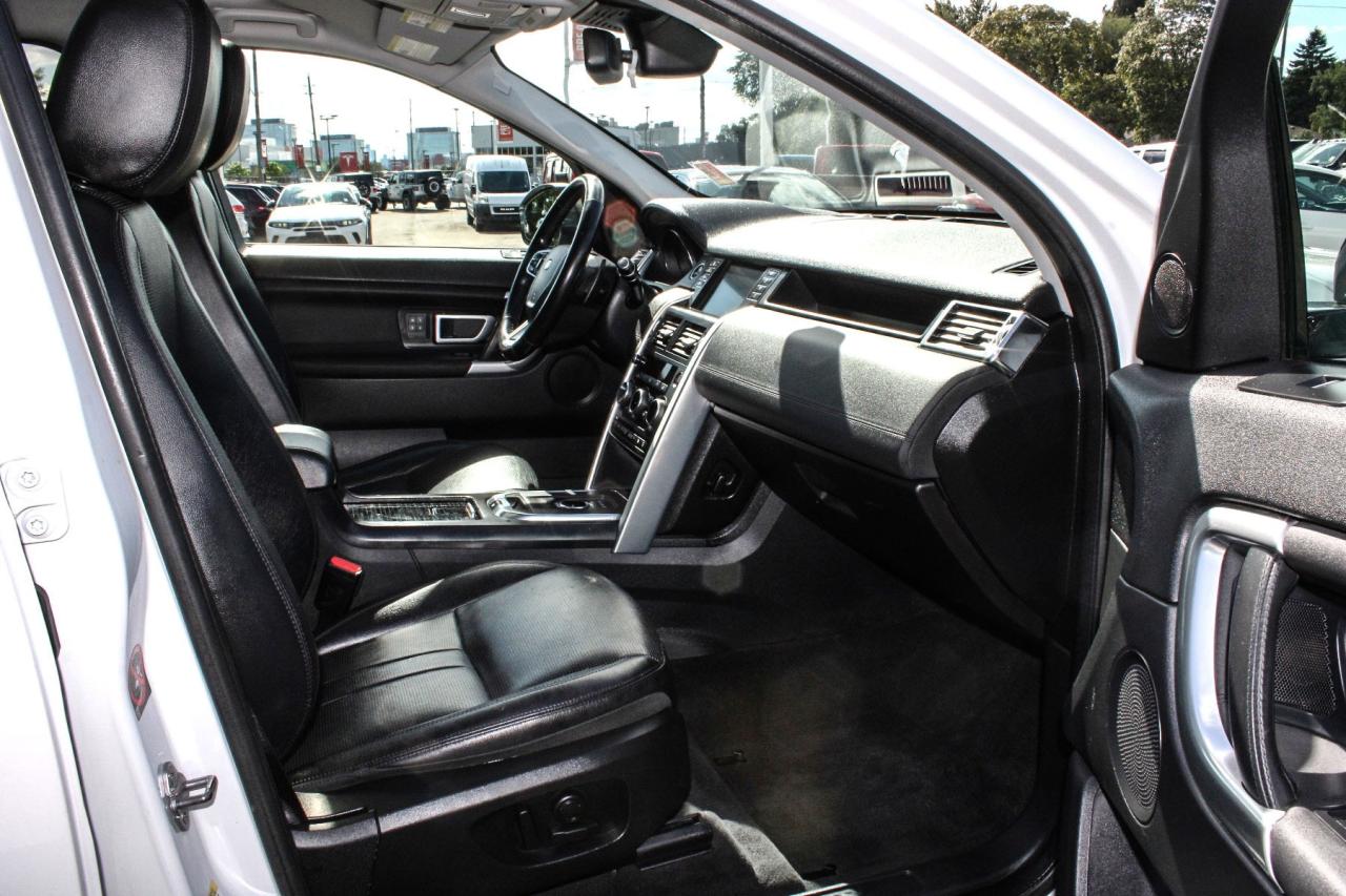 2019 Land Rover Discovery Sport HSE AWD  HtdSeats BkpCam Photo