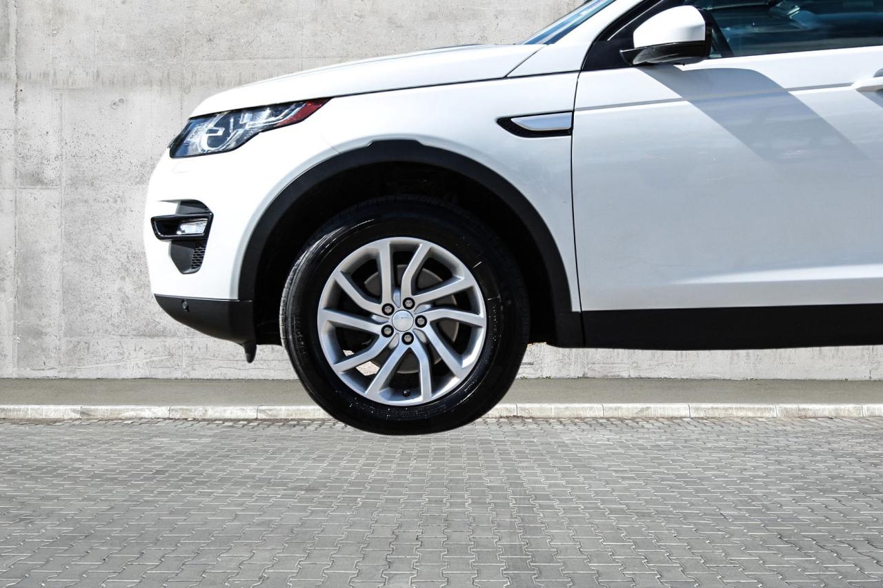 2019 Land Rover Discovery Sport HSE AWD  HtdSeats BkpCam Photo